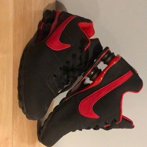 Nike shocks shoes size 7